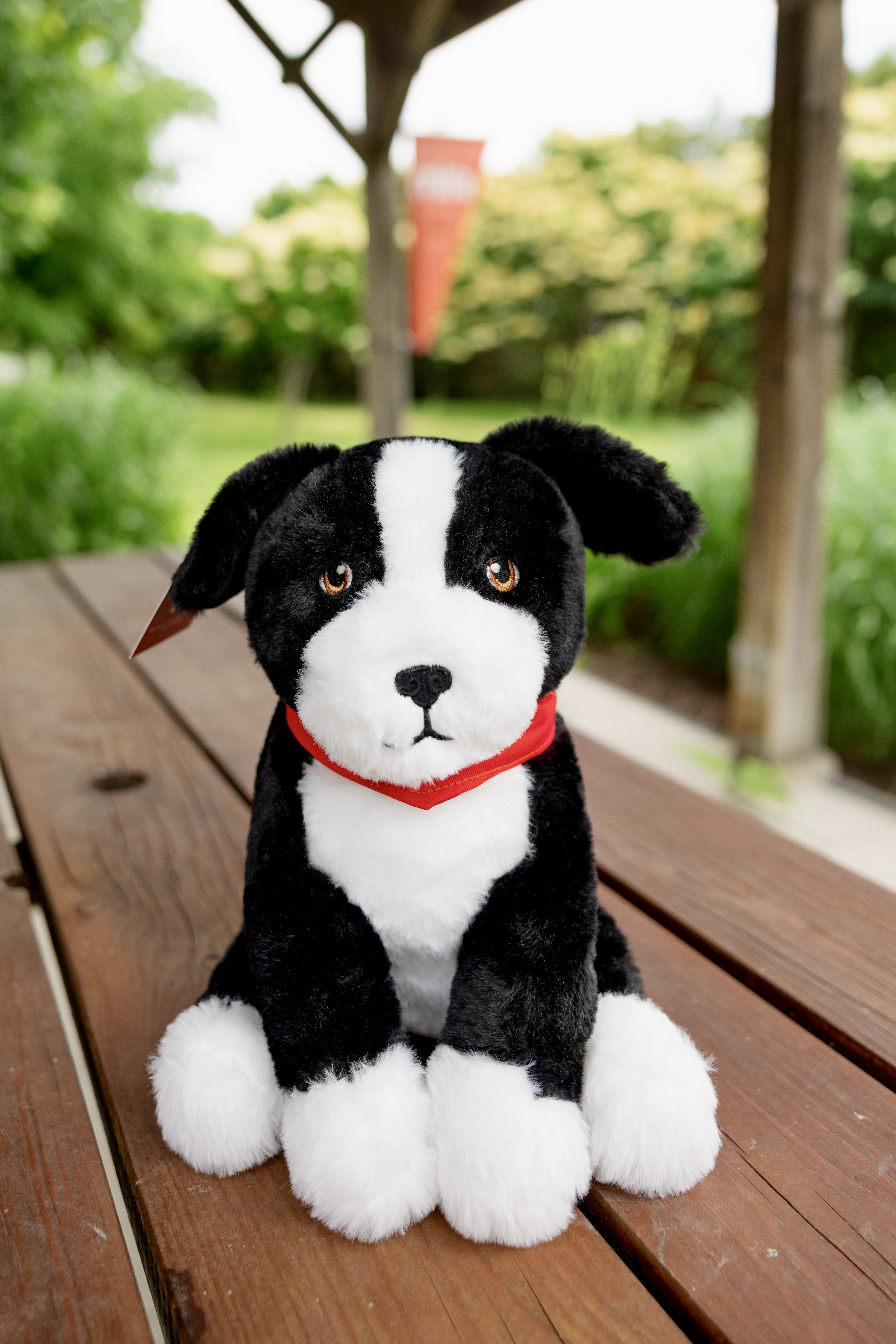 Peluche (noir et blanc)